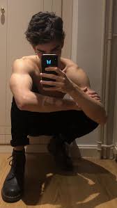 Discover images and videos about manu rios from all over the world on we heart it. 635 Images About Manu Rios On We Heart It See More About Manu Rios Boy And Manu