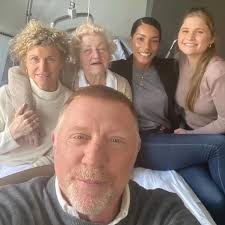 Zlomený Boris Becker: Deň pred narodeninami ho opustila mama Elvíra