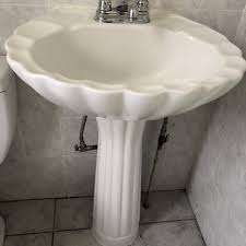 find more gorgeous scalloped edges sink