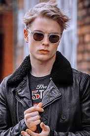 youngfcs : [ Freddie Fox ] Nome: Frederick Samson Robert...