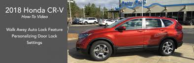 Smart entry with walk away auto lock® lets you lock and unlock the doors without ever taking the key fob out of your pocket. Honda Cr V Walk Away Auto Lock Personalize Lock Settings Patty Peck Honda