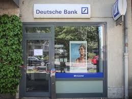 Die praktikumsangebote der deutschen bank richten sich an studierende aller studienrichtungen ab dem dritten semester. Dusseldorf Erneut Automat Einer Bank Gesprengt