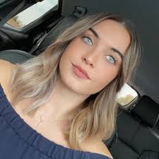 brynn (@brynn_lampe)