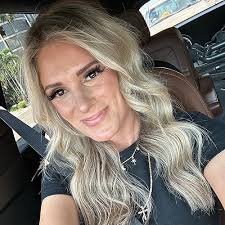 Christina Bosco's Instagram, Twitter & Facebook