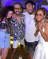 من هو هشام عاشور ننشر لكم متابعينا وقرائنا الأعزاء من خلال هذا التقرير كافة المعلومات عن هشام عاشور لاعب الاسكواش السابق زوج الفنانة نيللى كريم الجديد الذي تصدر اسمه محركات البحث بعد أن أعلنت الفنانة نيللى كريم عن. Ù†ÙŠÙ„Ù„ÙŠ ÙƒØ±ÙŠÙ… ÙˆØ®Ø·ÙŠØ¨Ù‡Ø§ Ù‡Ø´Ø§Ù… Ø¹Ø§Ø´ÙˆØ± ØµÙˆØ± ØªØ¬Ù…Ø¹Ù‡Ù…Ø§ ÙÙŠ Ø£ÙƒØ«Ø± Ù…Ù† Ù…Ù†Ø§Ø³Ø¨Ø©