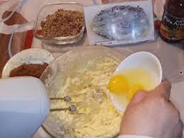 حلوة كريمة الكاوكاو كريمة الفول السوداني بالصور من حلويات ام جنى recipe food breakfast cheese