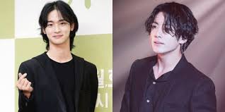 Makin matang dan tinggal di via www.serumpi.com. 11 Seleb Korea Pria Ini Sekarang Punya Rambut Gondrong Jang Dong Yoon Jungkook Bts Kapanlagi Com