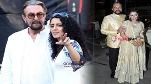 Actor kabir bedi is one of the most controversial person in real life.he had divorced his first wife protima bedi becuase of relationship with parveen the state cabinet on october 29 considered at length all the names received by the chief minister and submitted the list of 12: Kabir Bedi Set To Become Father At 70 Youtube