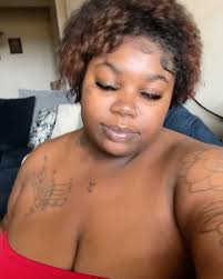 💇🏾‍♀️🍫✨