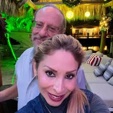 Looking for 32 foot wanderer in Florida or South Carolina