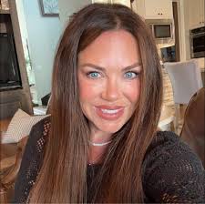 Do other dogs stalk their owners while they are bathing?