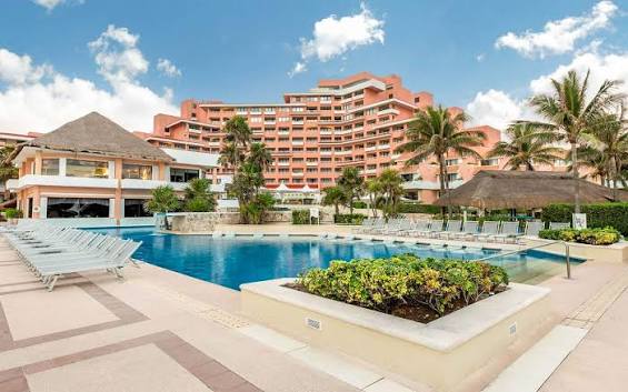 Wyndham Alltra Cancún