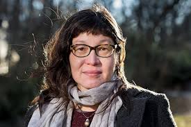 Famous Adopted People: Stephens, Alice: 9781944700744: Amazon.com: Books