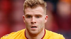 Hibs 'set to offer' ex-Motherwell star Cadden a return to Premiership