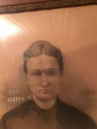 Hey Family! I'm Gina, your kinfolk! The first pic here is of my maternal  grandparents, John L. Holland and Marie (Brown) Holland. The second pic is  me 😁. I'm happy to be