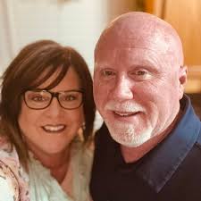 What pool ladders are available for above ground swimming pools?