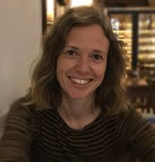 Roberta Richter's Instagram, Twitter & Facebook