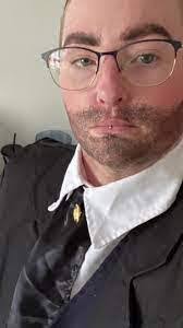 Jesse Vandyke's Instagram, Twitter & Facebook