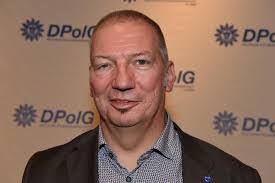 Frank Richter's Instagram, Twitter & Facebook