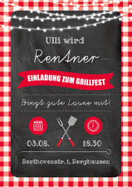 Super Ruhestands Einladung Fur Ein Grillfest Mit Kreidetafel Und Rotweissen Karos Einladungen Grillfest Rustikale Einladungen