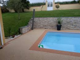 Il ne faut pas la confondre la plage immergée avec la plage californienne qui est une marche surdimensionnée. Piscine Avec Plage Immergee Construction Beton Projete Piscines Hdp