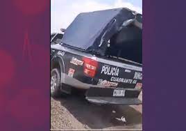 Un sujeto y una mujer fueron detenidos por policías municipales de ecatepec en un domicilio de la colonia la preciosa, donde seccionaban la cabina de un tráiler con reporte de robo vigente, sitio en el que hay diversas autopartes. Vuycnlll4nqotm