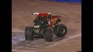 For boys and girls, kids and adults, teenagers and toddlers, preschoolers and older kids at school. Freestyle El Toro Loco Monster Jam World Finals 2003 Youtube