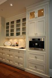 Custom White Traditional Kitchens By Wesley Ellen Design Millwork Vancouver Bc Transitional Kitchen Design Interior Kitchen Small Interior Design Kitchen