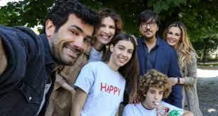 Pepito produzioni, rai fiction distributore: Stasera Su Rai1 Purche Finisca Bene In Replica Arriva Un Coppia Modello La Trama Ultime Notizie Flash