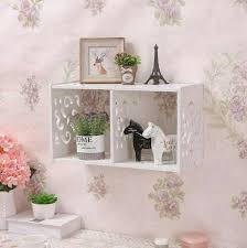 Walau hanya memakai hiasan dinding minimalis, namun ruang tamu ini tetap menwan. Jual Rak Kubik 2 Ruang Dekorasi Ruang Tamu Rak Dinding Shabby Chic Terbaru Juli 2021 Blibli