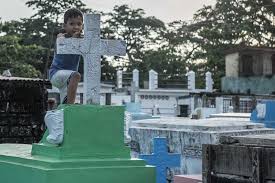 Tanah perkuburan islam untuk ahli kariah bandar. Kisah Kelompok Kecil Di Filipina Yang Hidup Di Kawasan Perkuburan Iluminasi