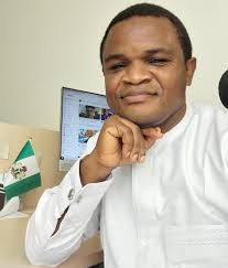 OBA ADENLE SAMUEL ADISA. THE ONE WHO DRINKS WATER FROM THE FISH. LED THE  WIZARD OF FOREST On the 4th of April 1944 the people of Osogbo crowned a  King, Ruler and