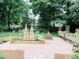 By following simple and easy steps you can make your own raised bed to improve the look of your garden. 12 Best Raised Garden Bed Ideas
