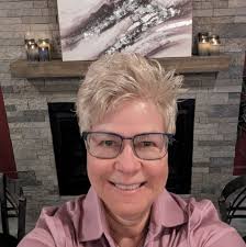 What are some solo hangout spots in Galveston at night?