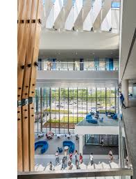 University Of Massachusetts Lowell University Crossing Perkins And Will University Of Massachusetts Lowell University Of Massachusetts School Architecture