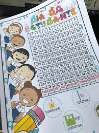 Os alunos adoram usar seus lápis de cores para pintar bem bonito seus desenhos, principalmente. 11 De Agosto Dia Do Estudante
