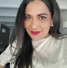 Vía: La Red Caracol Catalina Acosta Albarracín es famosa porque fue  coronada como Miss Colombia en el año 1999 y en 2005 participó en el  Desafío. Sin embargo, hoy vuelve a ser