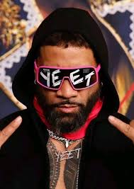 Bobby is to sleepy to say hello today?😊