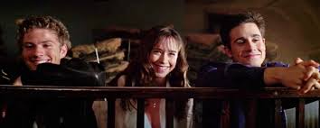 A year after the events of the first film, we find our hero julie working hard at harvard to make up for her freshman academic woes. I Rewatched I Know What You Did Last Summer As An Adult And Had So Many Thoughts