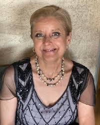 Feeling very emotional today. 😢 One year ago today my sister left this  world. It's hard for me to put into words the grief I felt & still feel  after losing her.