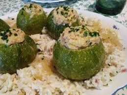 Una ricetta anche sana e che piacerà a grandi e piccoli, provatela! Zucchine Tonde Ripiene Di Tonno Kitchen Clue