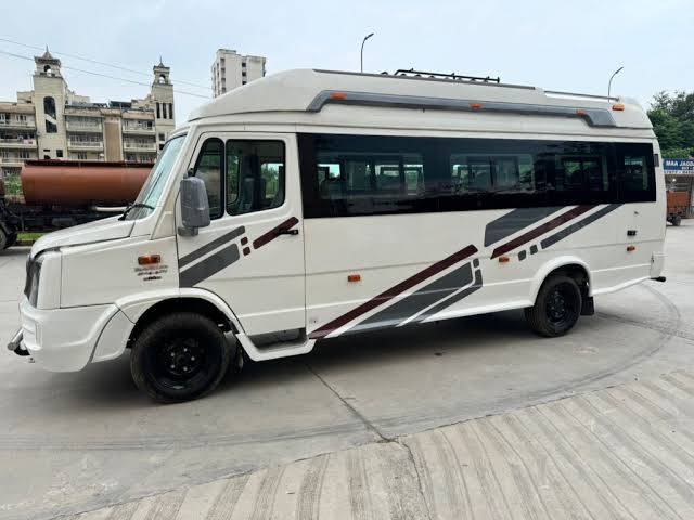 Tempo Traveller Normal