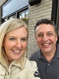 Lisa Vogan's Instagram, Twitter & Facebook