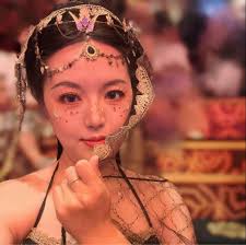 Maggie Gu (@chenyi.gu.96) • Facebook, Connect with friends