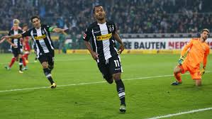 Tritt eine mannschaft mit nur noch zehn spielern gegen einen vollzähligen es gewinnt diejenige mannschaft, die von ihren fünf elfmetern mehr verwandelt als die andere mannschaft. Bundesliga Borussia Monchengladbach Vfb Stuttgart Bundesliga 5 Spieltag Spielbericht