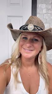 Celebrating Mom today! 🎊 🎉 We're closing up at noon! Making unforgettable  memories, and we're headed to see Luke! My sister @kriztal_81's first  country concert