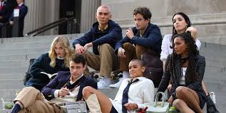 Simón moreno barroso (born 2 july 1997) is a spanish footballer who plays as a forward for cd mirandés, on loan from villarreal cf. See The Gossip Girl Reboot Cast On The Steps Of The Met Museum