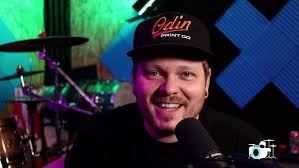 Forrest Rice Unboxes his new Starclassic Walnut/Birch and plays it right  out of the box!