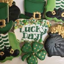 Best traditional irish christmas cookies from irish whiskey cookies perfect for christmas.source image: 230 St Patrick S Day Decorated Cookies And Cake Pops Ideas St Patrick S Day Cookies Cookies Cookie Decorating