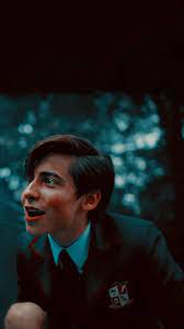Number five from the umbrella academy. Five Hargreeves Wallpapers Wallpaper Cave